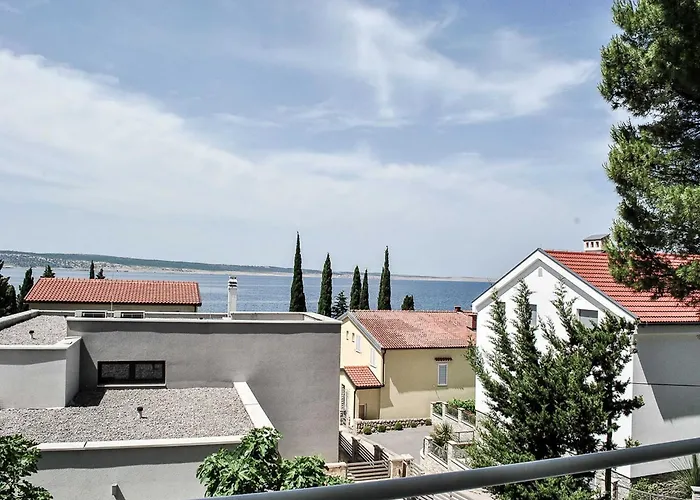 Smokvica - One Bed With Balcony Starigrad Paklenica