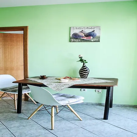 Smokvica - One Bed With Balcony * Starigrad Paklenica