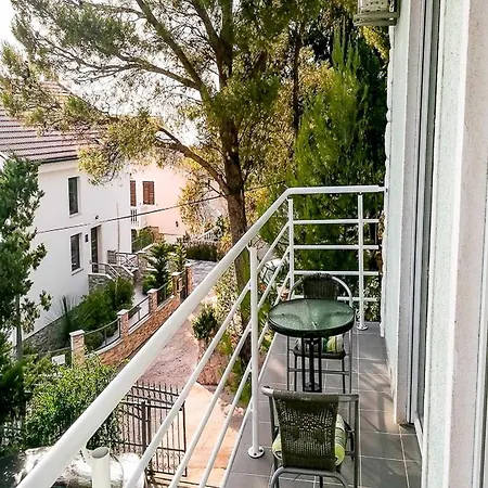 Апартаменты Smokvica - One Bed With Balcony