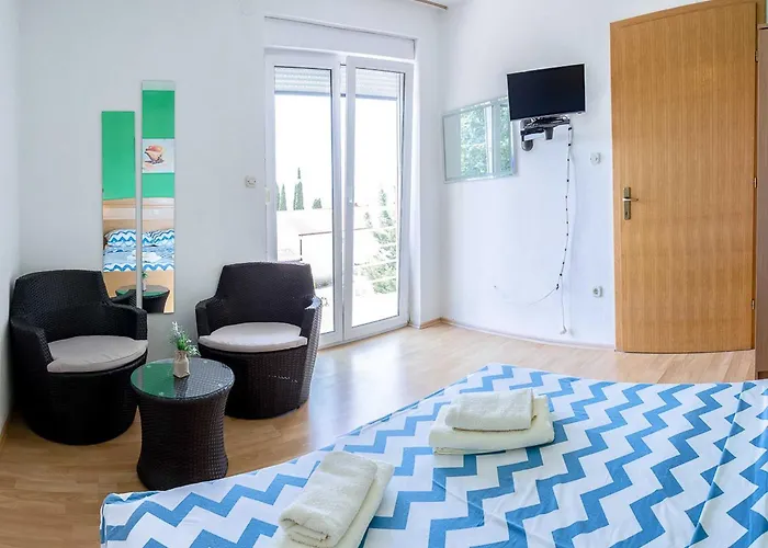 Апартаменты Smokvica - One Bed With Balcony