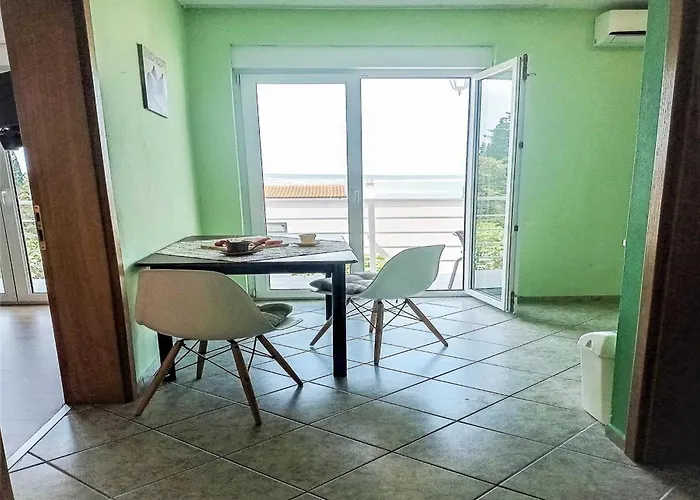 Smokvica - One Bed With Balcony *